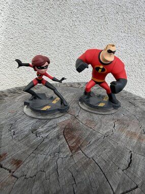 Disney Infinity 1.0 Mr. Incredible & Violet The Incredibles Figures INF-1000001